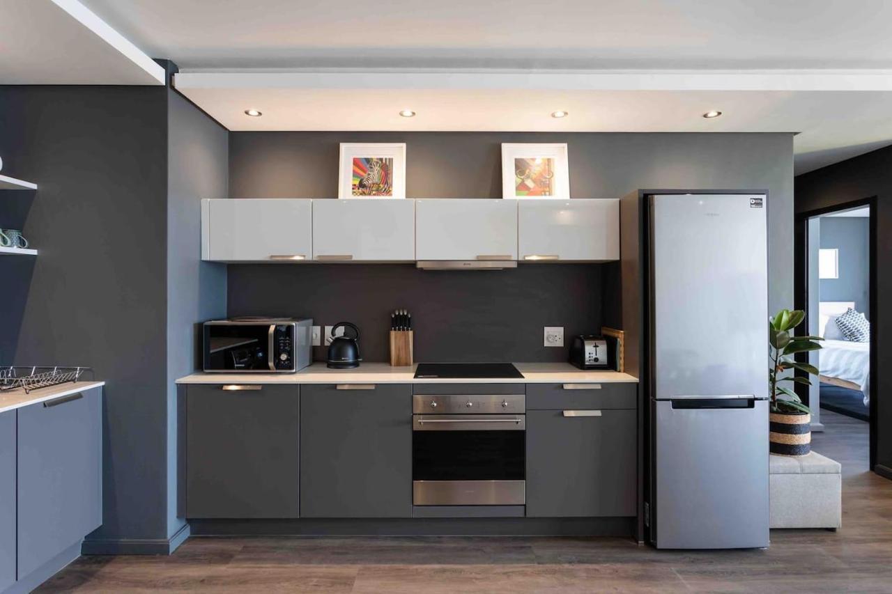 Appartement Brand New Penthouse With Waterfront Views à Le Cap Extérieur photo